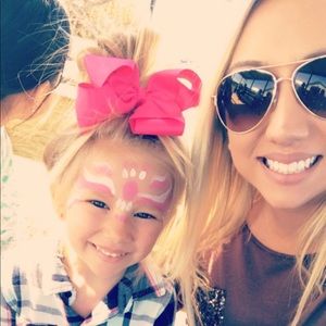 Meet your Posher, Stacy